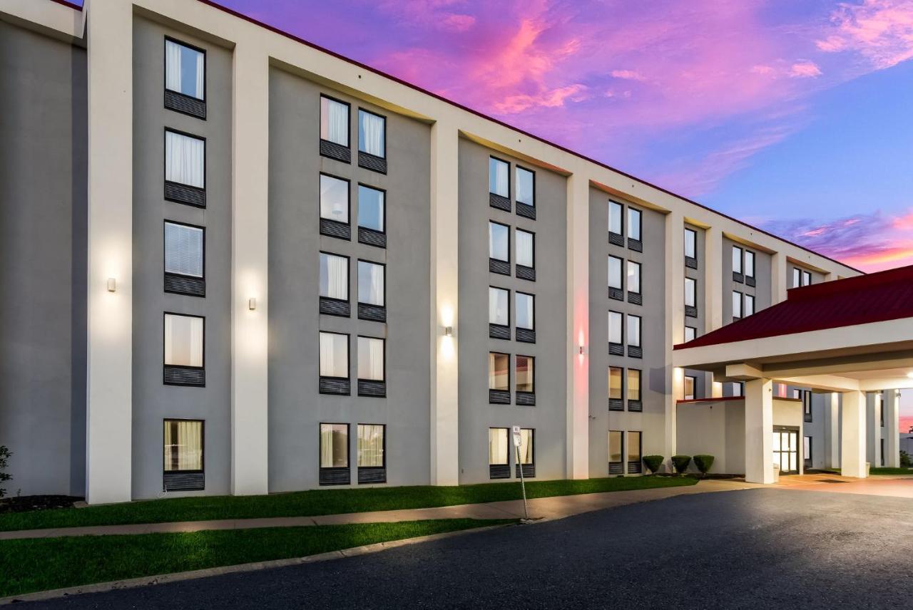 Red Roof Inn Nashville - Music City Екстер'єр фото