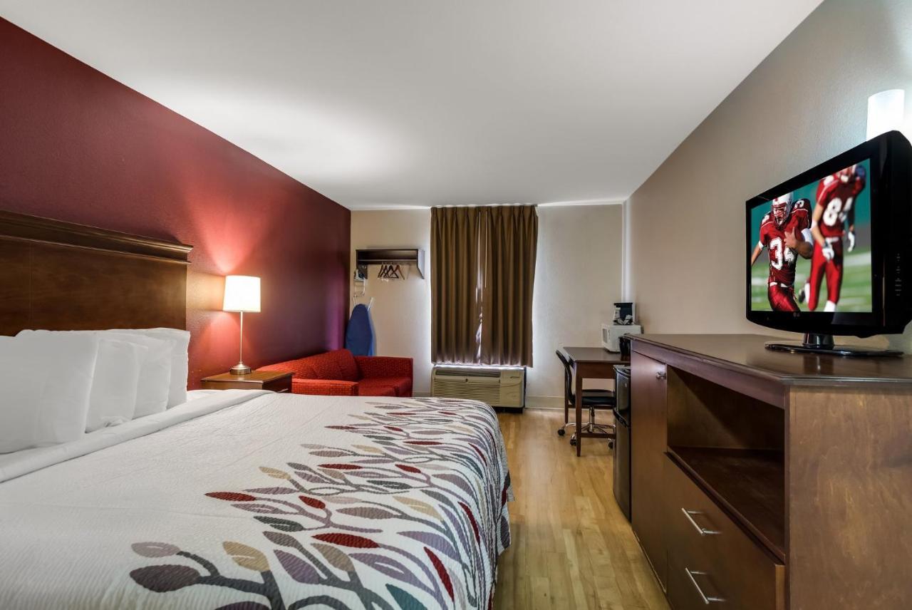 Red Roof Inn Nashville - Music City Екстер'єр фото