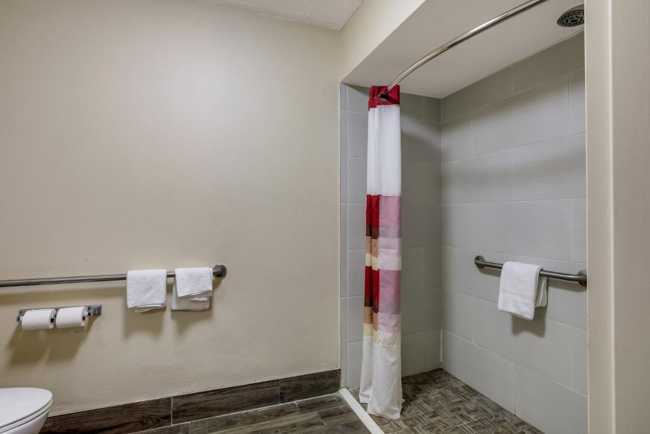 Red Roof Inn Nashville - Music City Екстер'єр фото