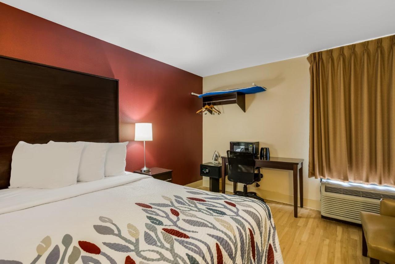 Red Roof Inn Nashville - Music City Екстер'єр фото
