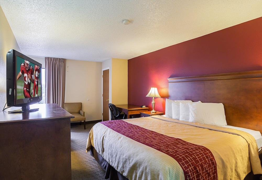Red Roof Inn Nashville - Music City Екстер'єр фото